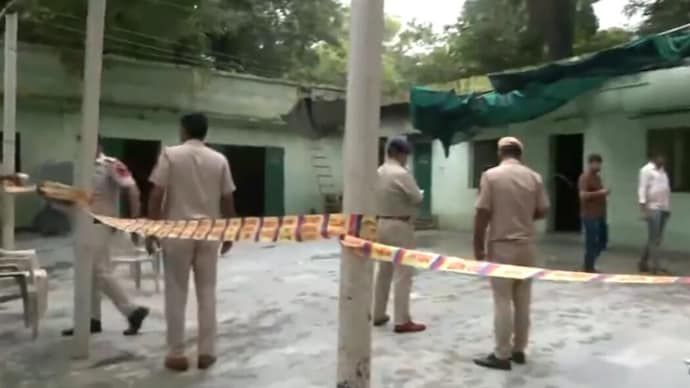 Delhi Humayun’s Tomb Wall Collapse: 5 Dead, Several Trapped, Rescue Underway 1 Delhi Humayun’s Tomb Wall Collapse