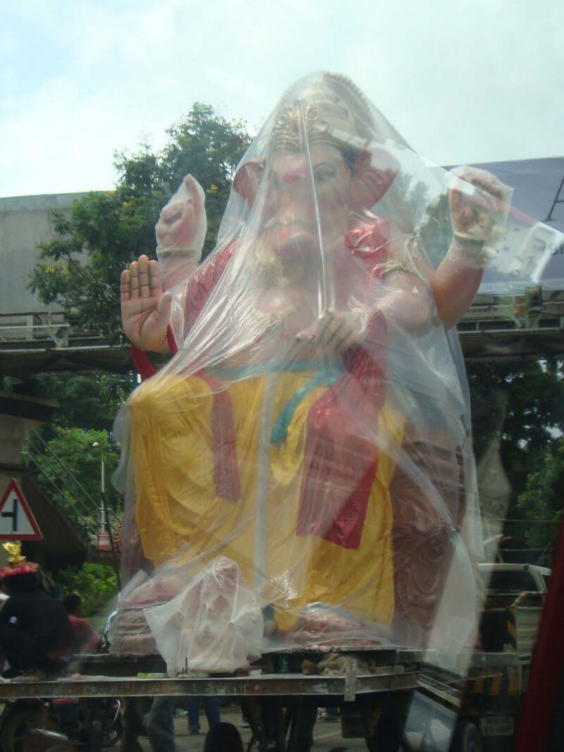 Orange Alert in Mumbai as Ganpati Idols Arrive in Rain-Hit Mandals for Ganesh Chaturthi 1 10006439279159948670349062377 edited