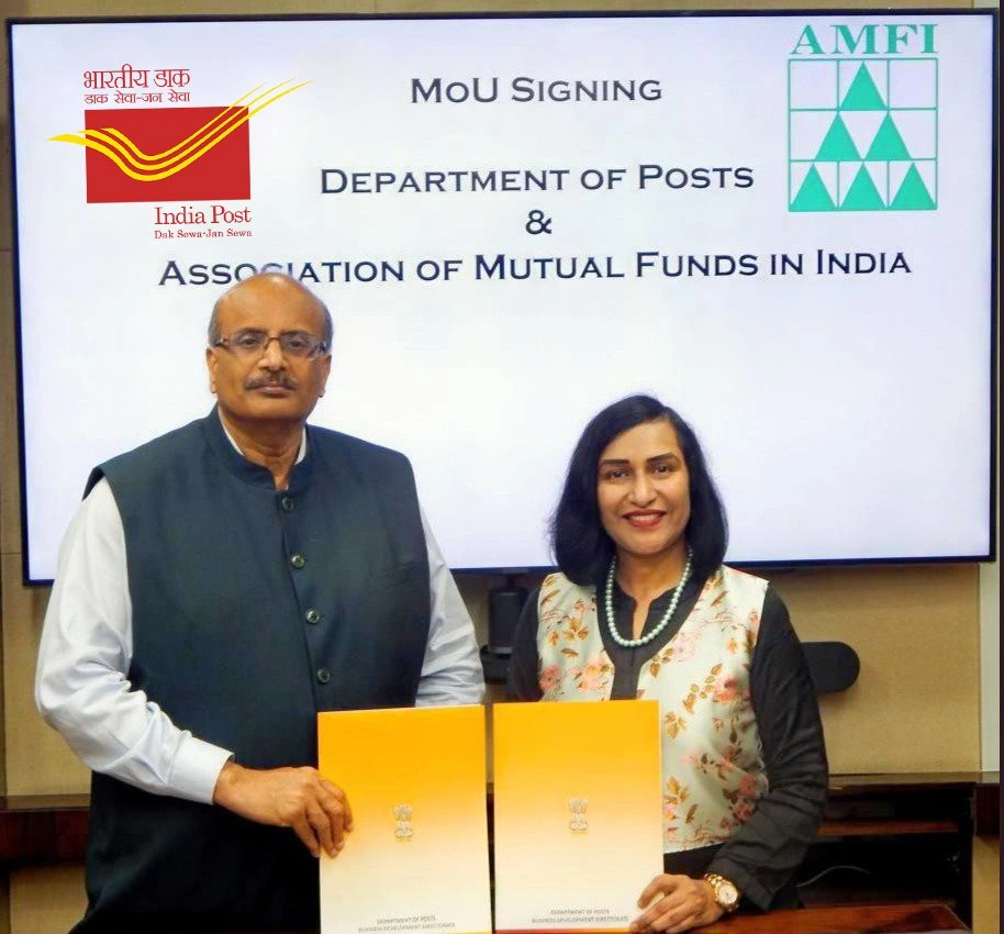 India Post to Distribute Mutual Funds: DoP, AMFI Sign Landmark MOU 1 India Post sign MOU with AMFI to Distribute Mutual Funds