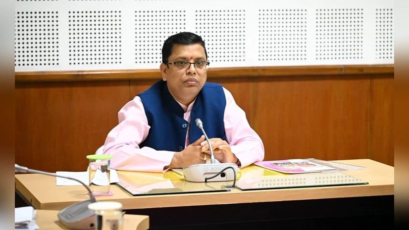 Labour Welfare Push: Tripura to Extend Puja Bonus to Informal Sector Workers 1 Tripura to Extend Puja Bonus to Informal Sector Workers
