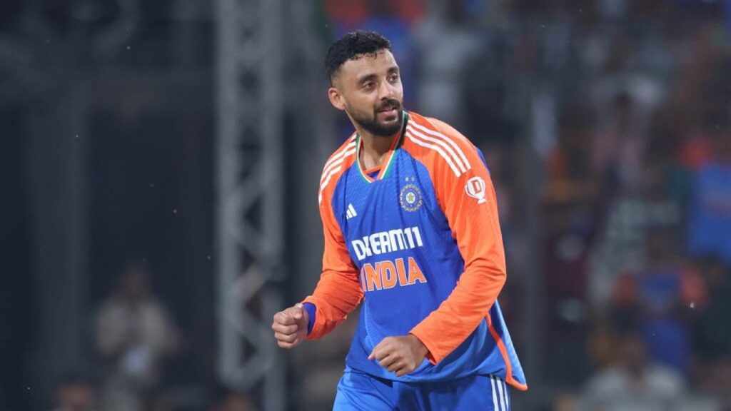 Varun Chakaravarthy Rises to World No.1: ICC T20I Bowling Rankings 2025 1 Varun Chakaravarthy Rises to World No.1 Bowler