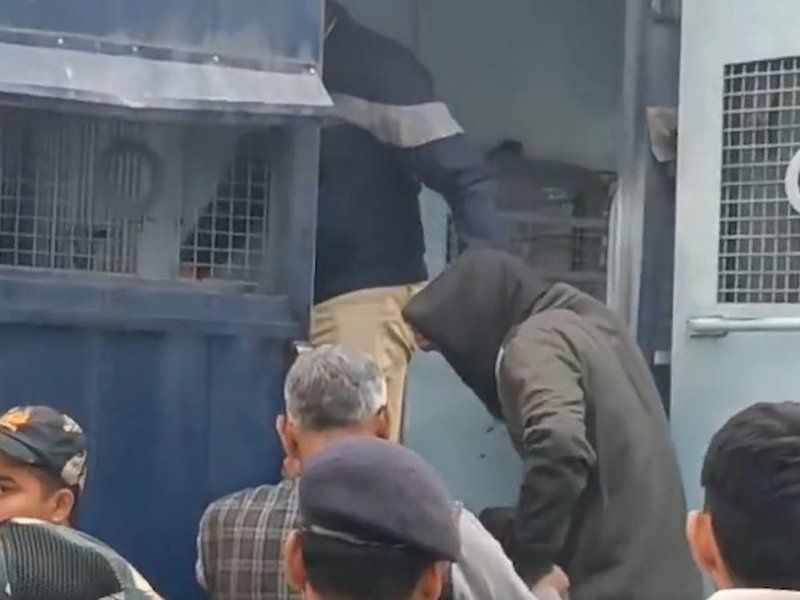 Red Fort Blast: NIA Gets 10-Day Custody of Accused Soyab 1 Red Fort Blast: NIA Gets 10-Day Custody of Accused Soyab