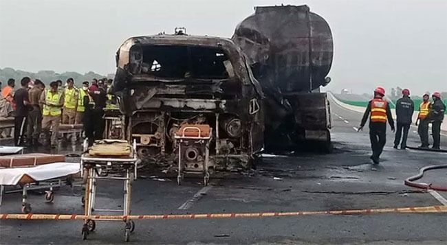 42 Indian Pilgrims Feared Dead in Saudi Bus Crash 1 42 Indian Pilgrims Feared Dead