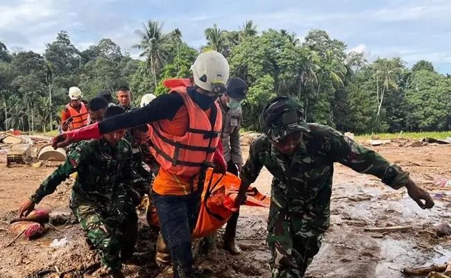 Asia Floods: Death Toll Rises as Recovery Efforts Intensify 1 Asia Floods: Death Toll Rises as Recovery Efforts Intensify