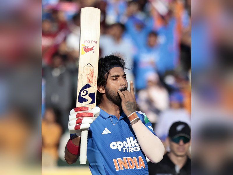 KL Rahul Creates History: 1st Indian Wicketkeeper to Score ODI Century vs New Zealand 1 KL Rahul Creates History: 1st Indian Wicketkeeper to Score ODI Century vs New Zealand