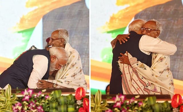 PM Modi Takes Blessings of 98-Year-Old BJP Veteran