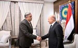 indian envoy meets yemeni pm in riyadh to strengthen ties6351944729427246342