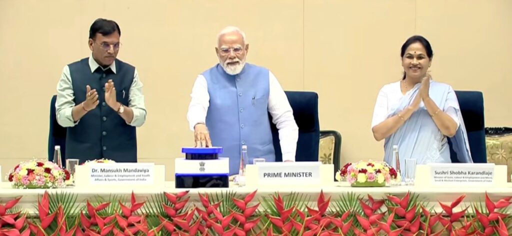Viksit Bharat Rozgar Yojana 2026: PM Modi distributes Rs 2400 crore incentives 1 Viksit Bharat Rozgar Yojana 2026: PM Modi distributes Rs 2400 crore incentives.